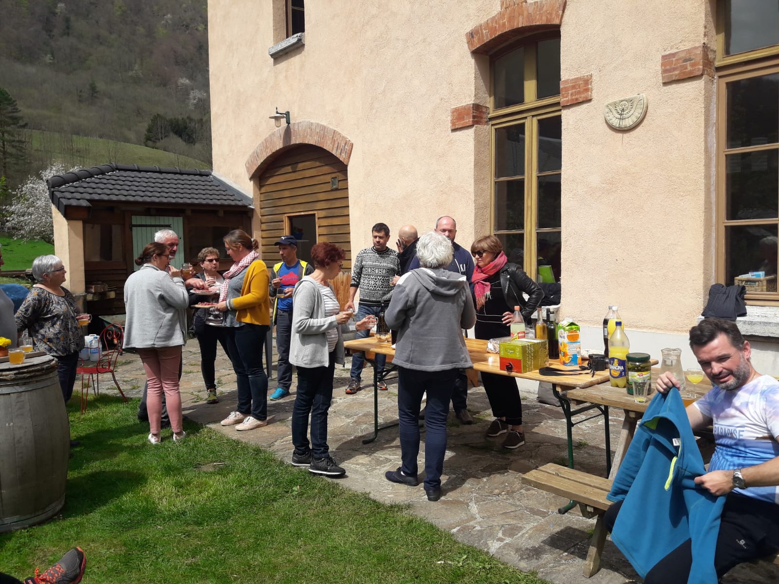 Terrasse avec vue sur la vallée